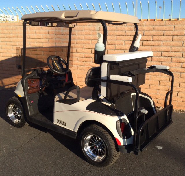 Picture of 2-in-1 rear seat up